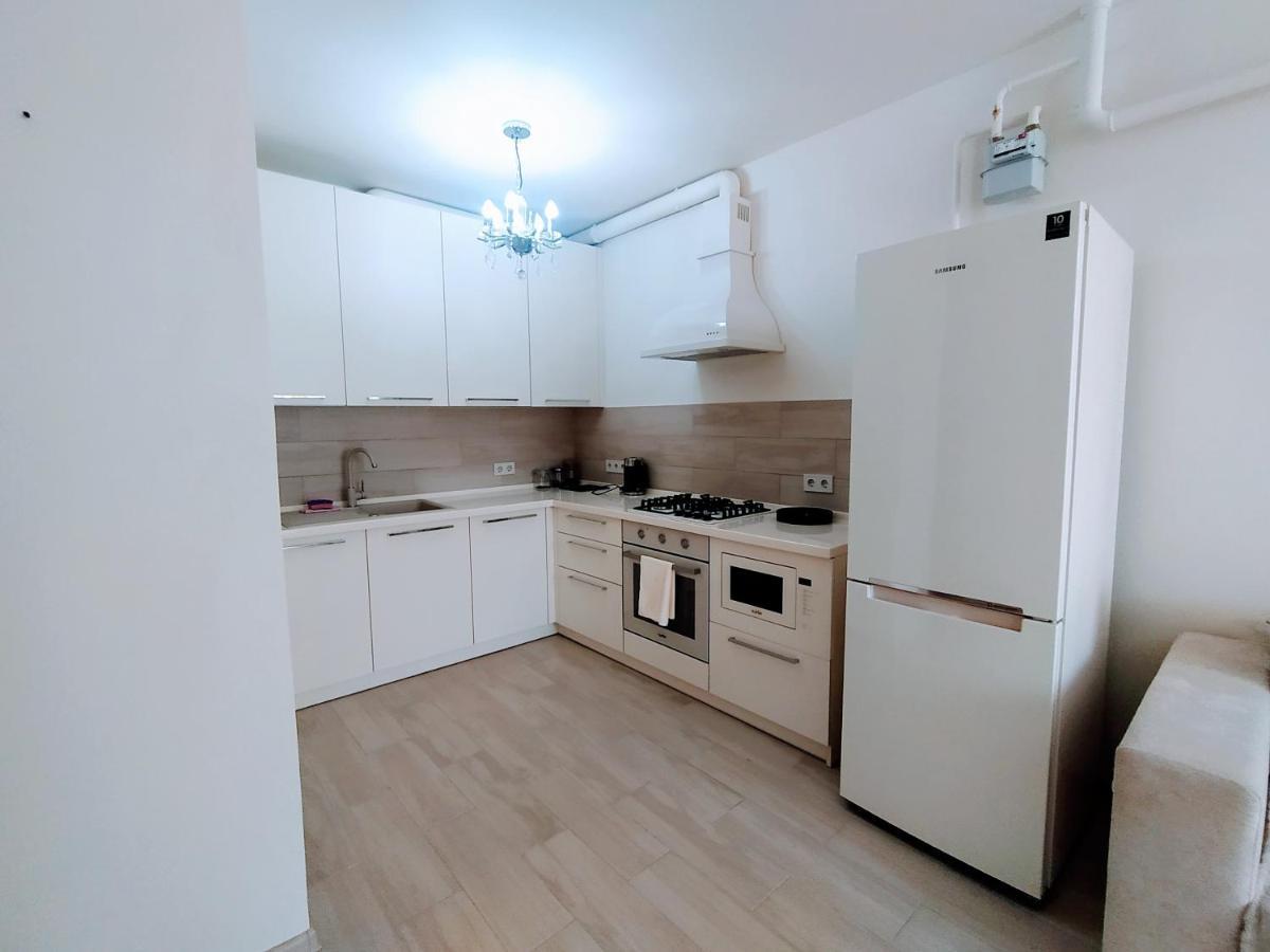 Vanilla Vip Apartment Lviv Exterior photo